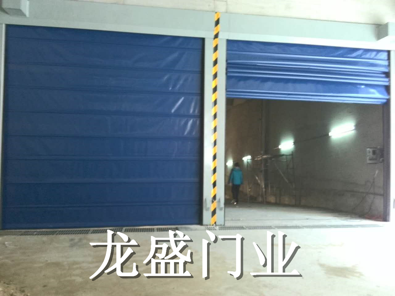 烏海地下車快速門