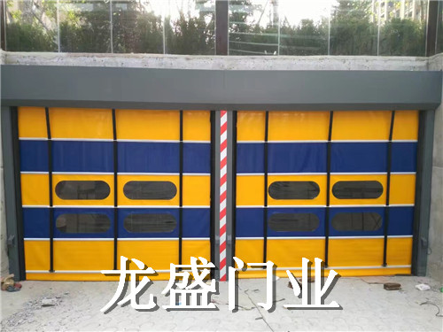 滿洲里保溫雙層簾布堆積門