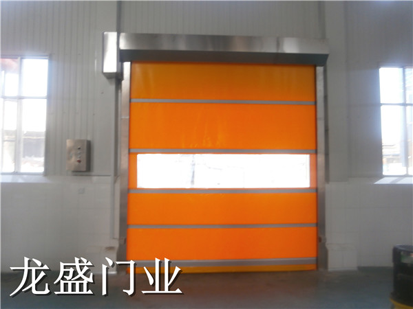 烏蘭浩特廠房快速卷簾門
