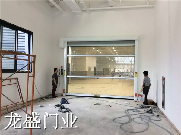 烏海感應快速卷簾門透明