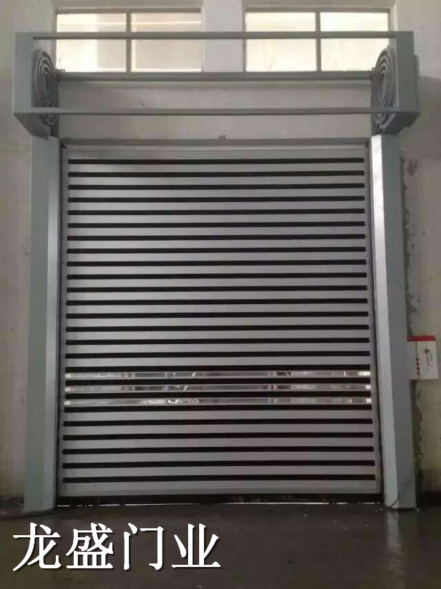 呼和浩特硬質快速門